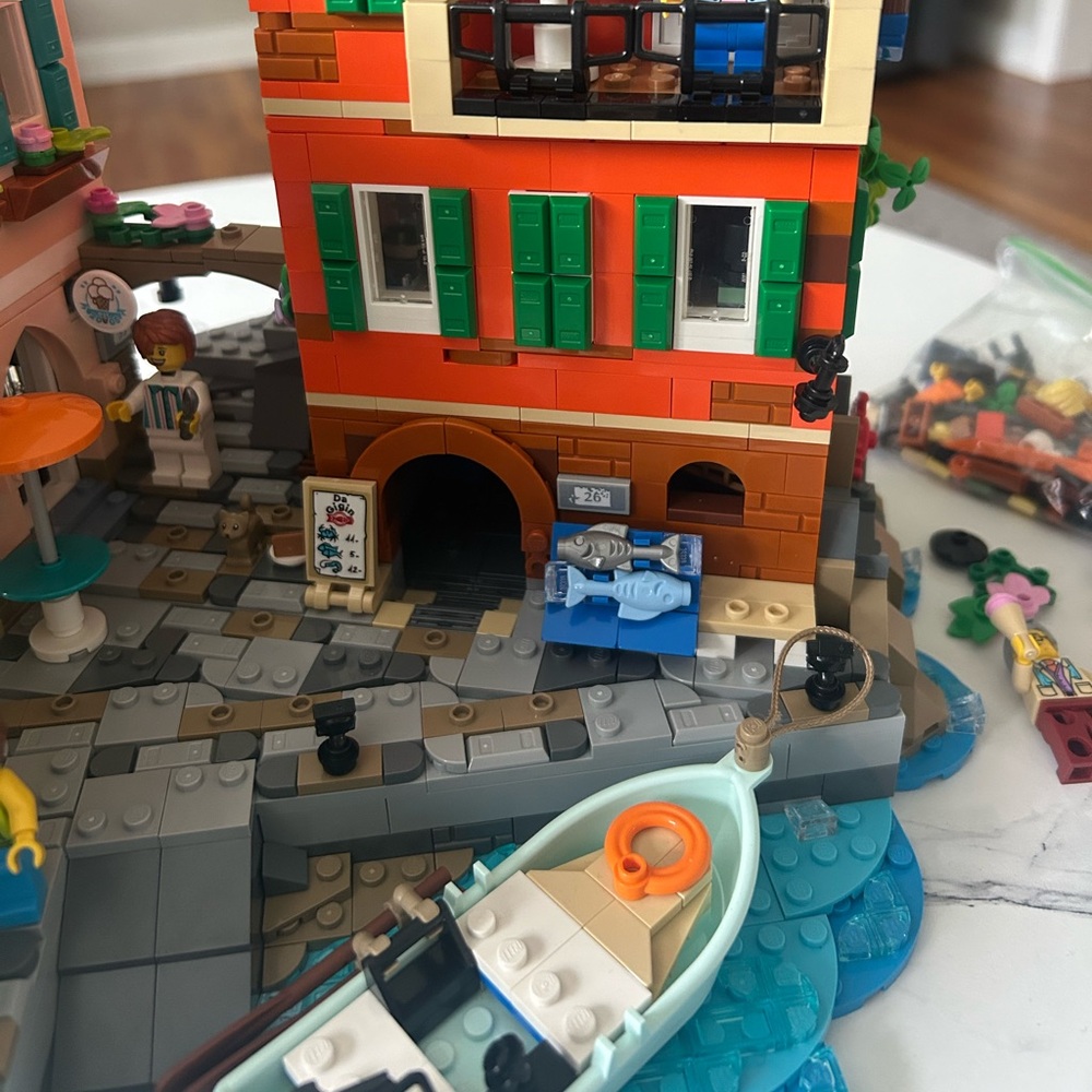 LEGO Italian Riviera - Picture 5 of 15